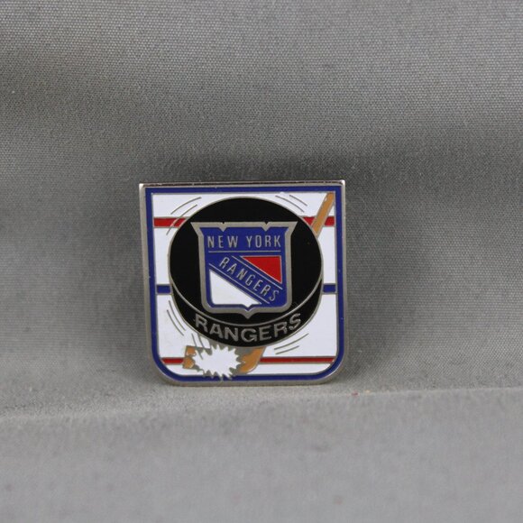 New York Rangers Pin (VTG) - Slapshot Puck Logo - Stamped Pin - Picture 1 of 3